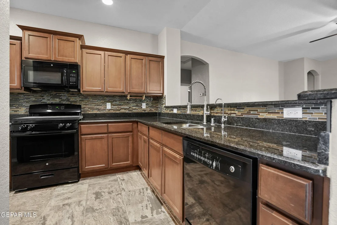 Photo of 7109 LONG MEADOW Drive
