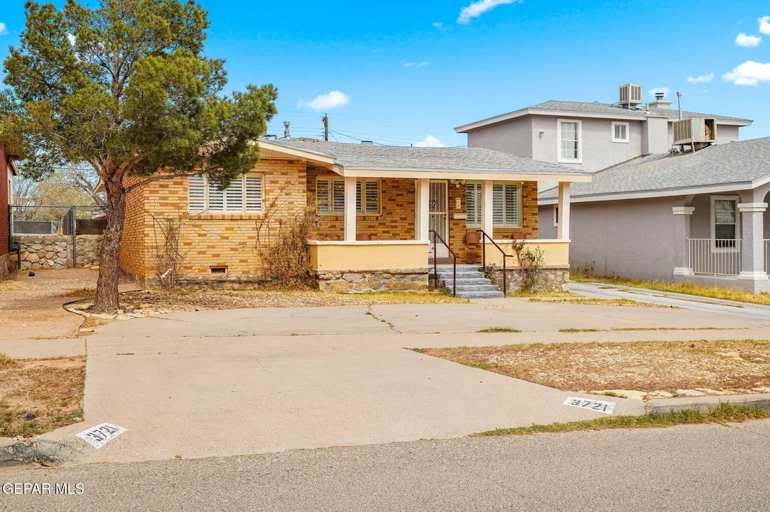 Photo of 3721 THOMASON Avenue
