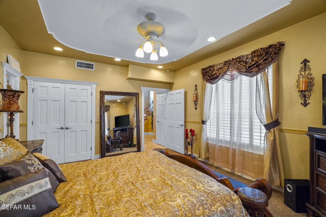 Photo of 605 MEADOW WILLOW Drive