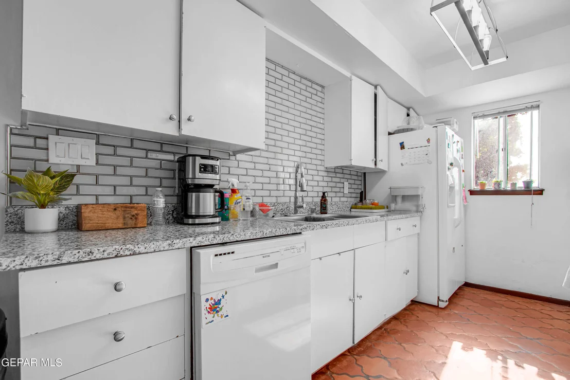 Photo of 5716 OAK CLIFF Drive