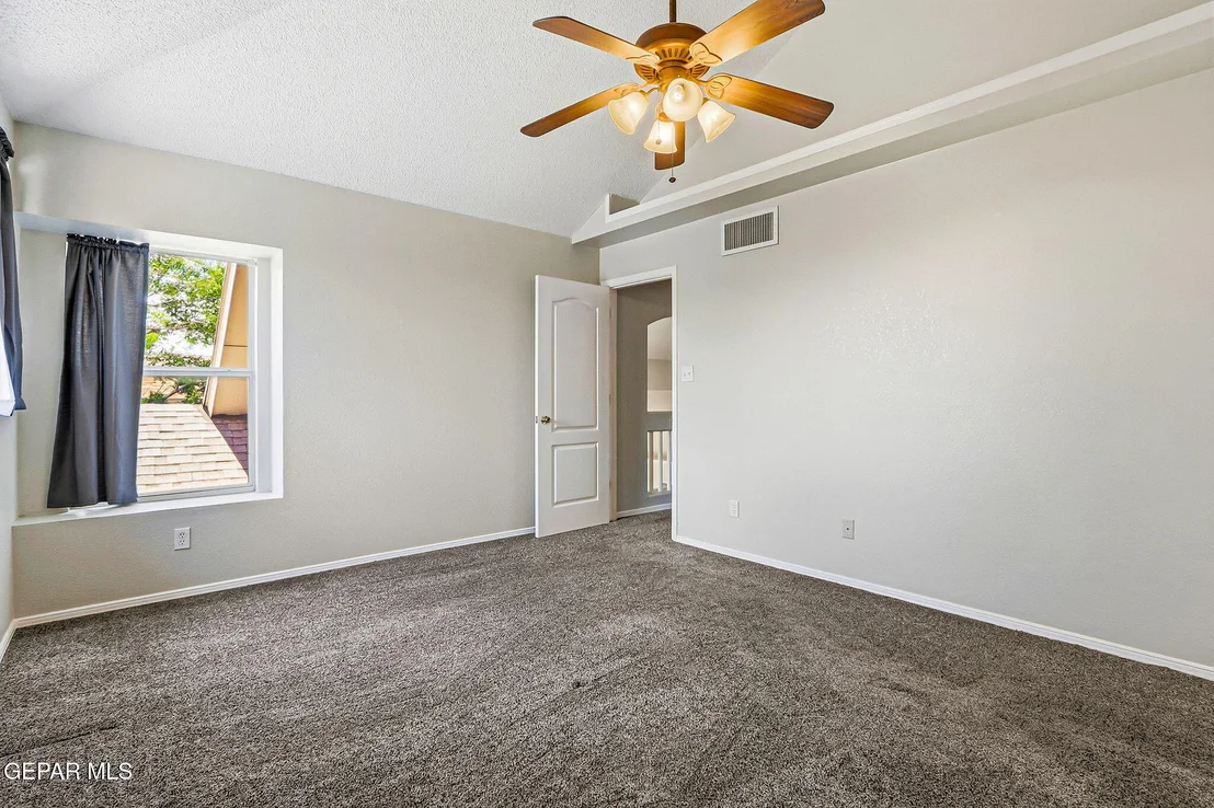 Photo of 6313 FRANKLIN RIDGE Drive
