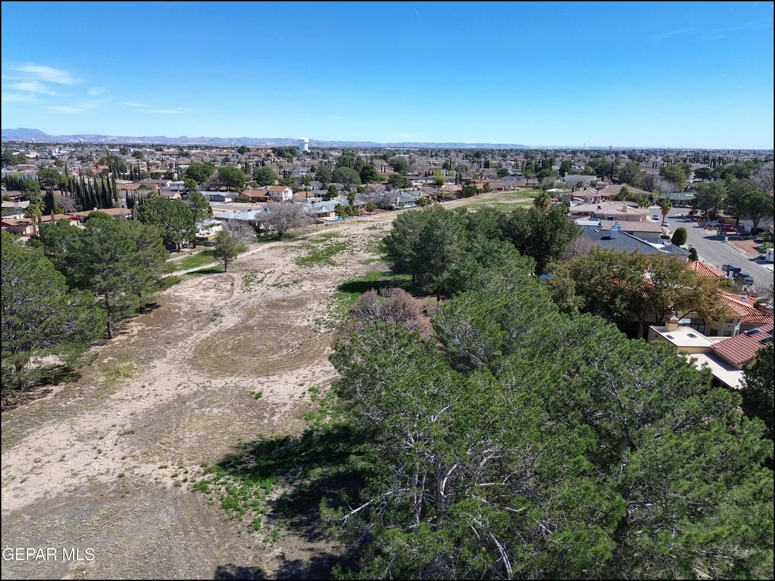 Photo of 1605 BILLY CASPER Drive