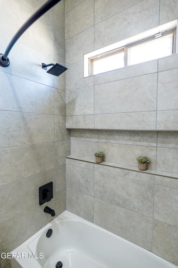 Photo of 12404 Amesbury Drive