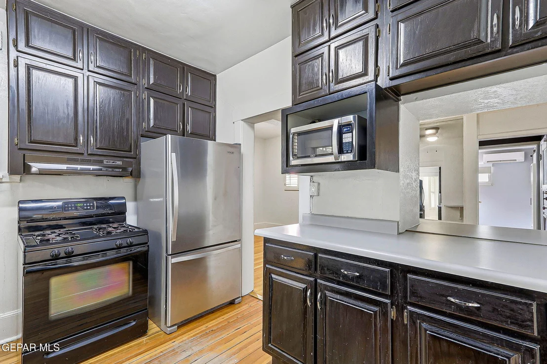 Photo of 1512 ELM Street