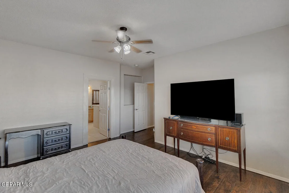 Photo of 5900 ANAPAULA Drive