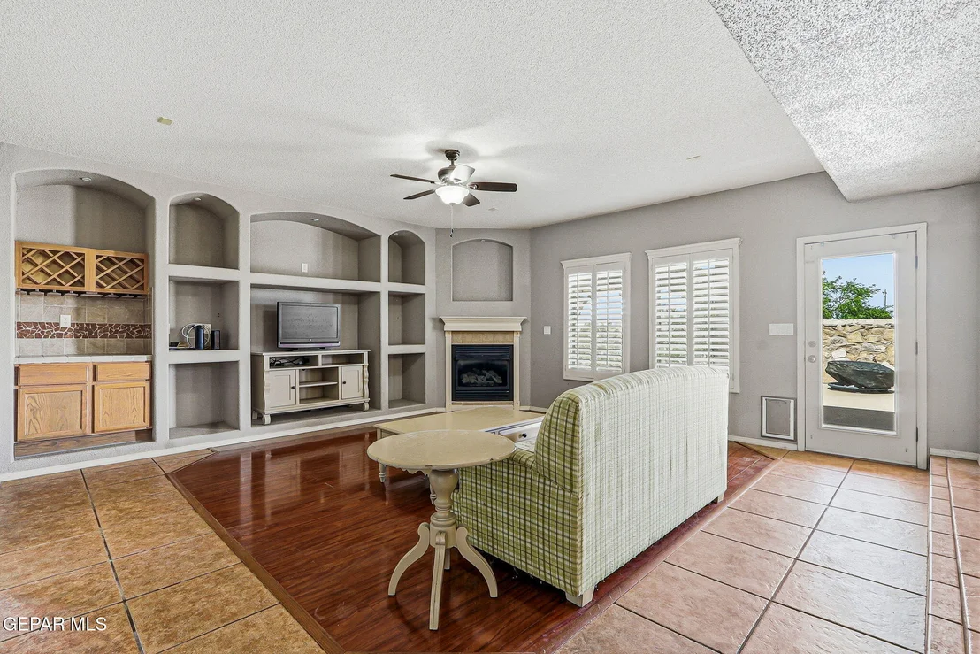 Photo of 3720 TIERRA AURORA Drive