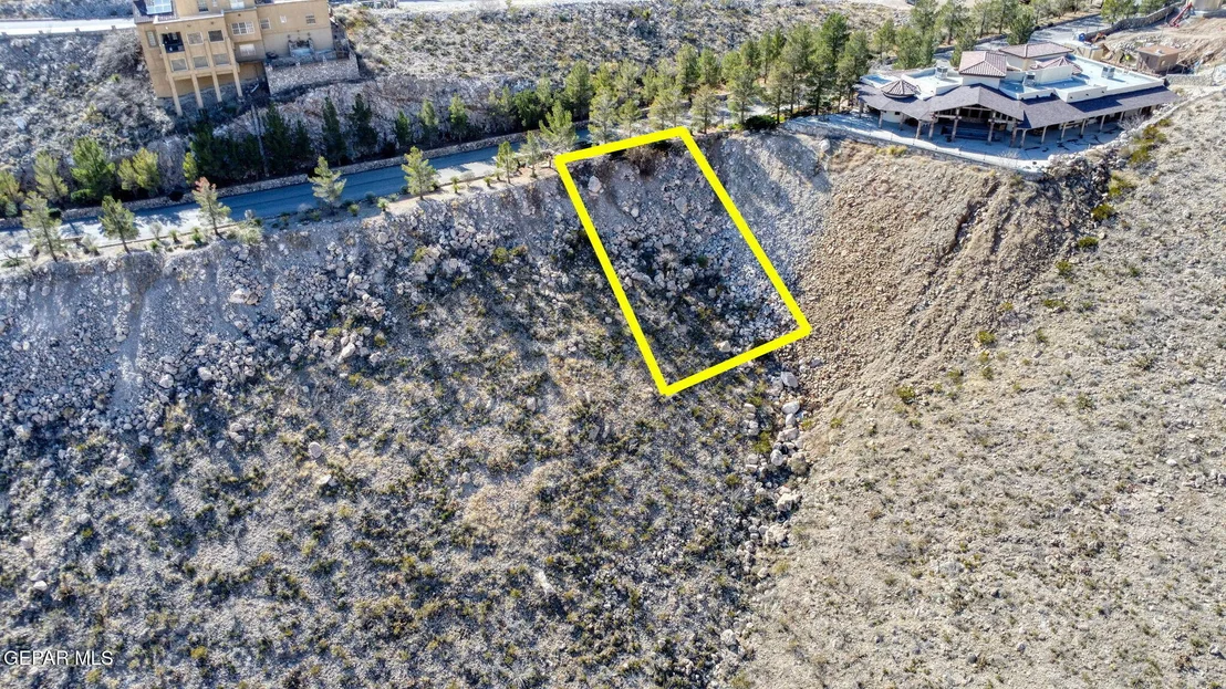 Photo of 40 SIERRA CREST Drive