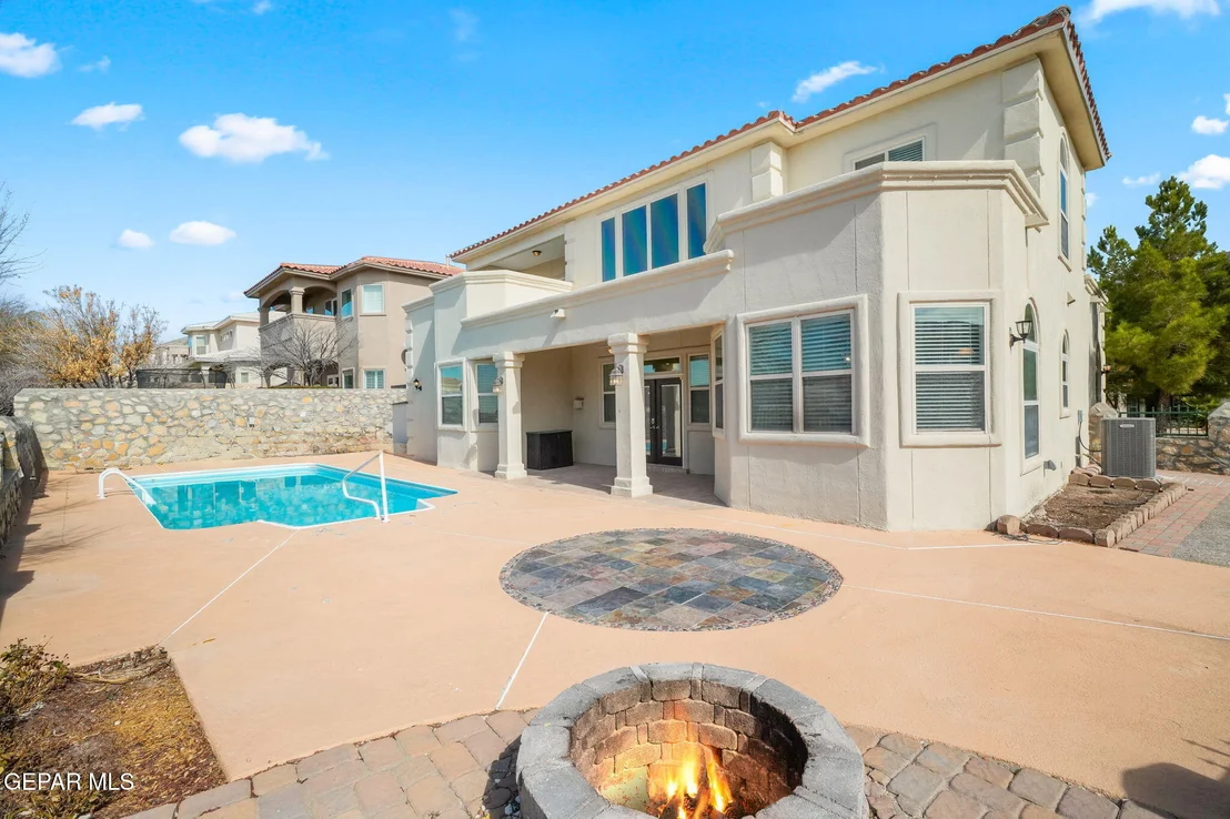 Photo of 6389 FRANKLIN TRAIL Drive