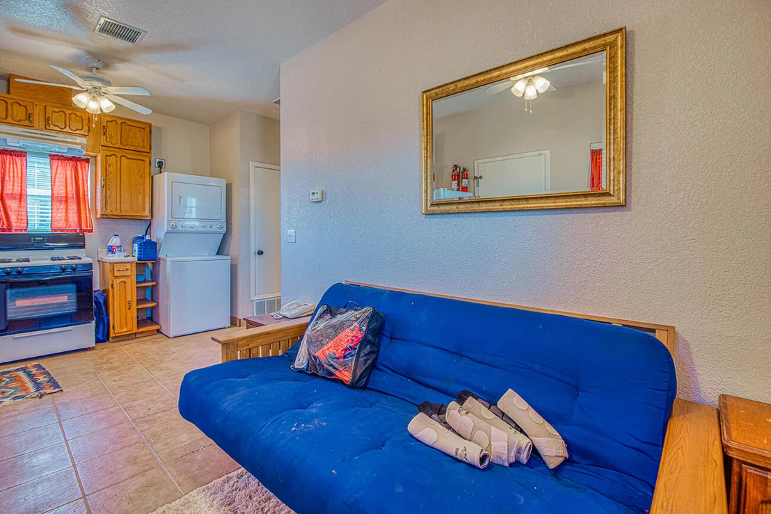 Photo of 656 COX Road