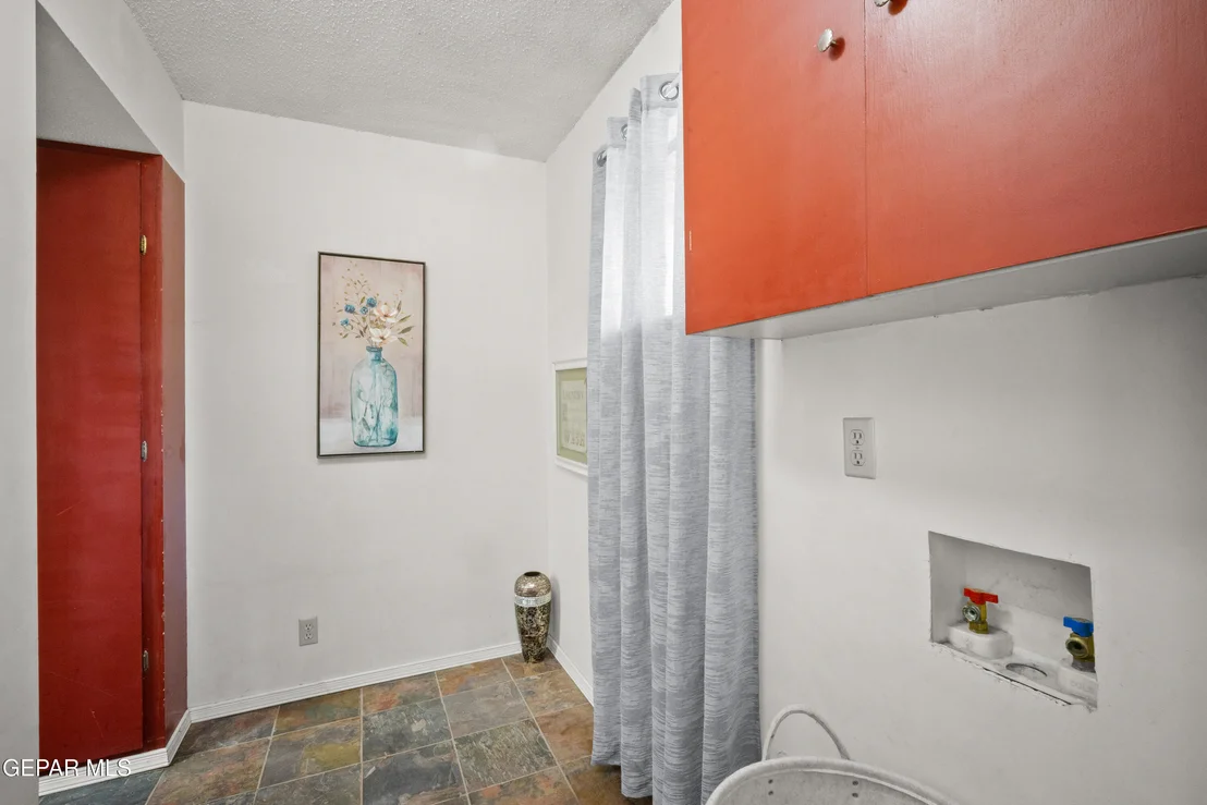 Photo of 8820 DIRK Court