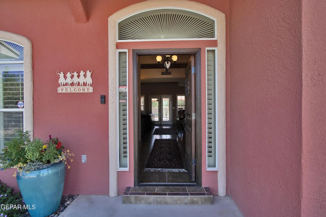 Photo of 920 TYLER SETH Avenue