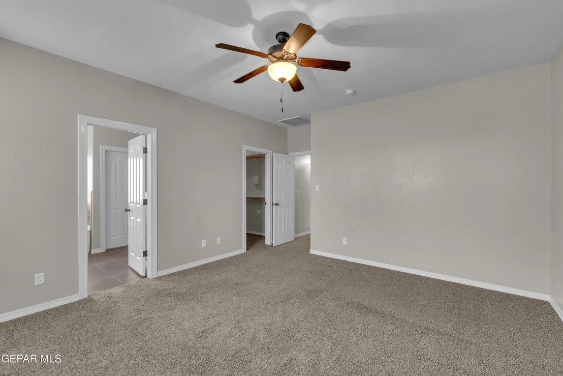 Photo of 2209 Glitter Point