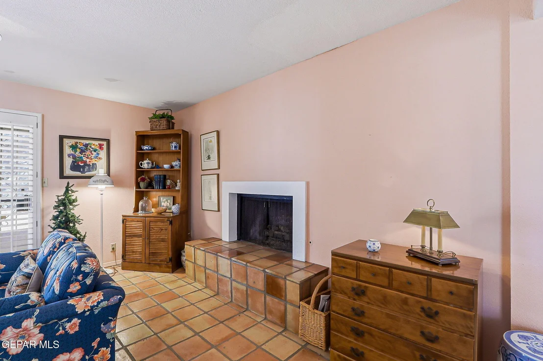 Photo of 6933 POLVADERA Drive