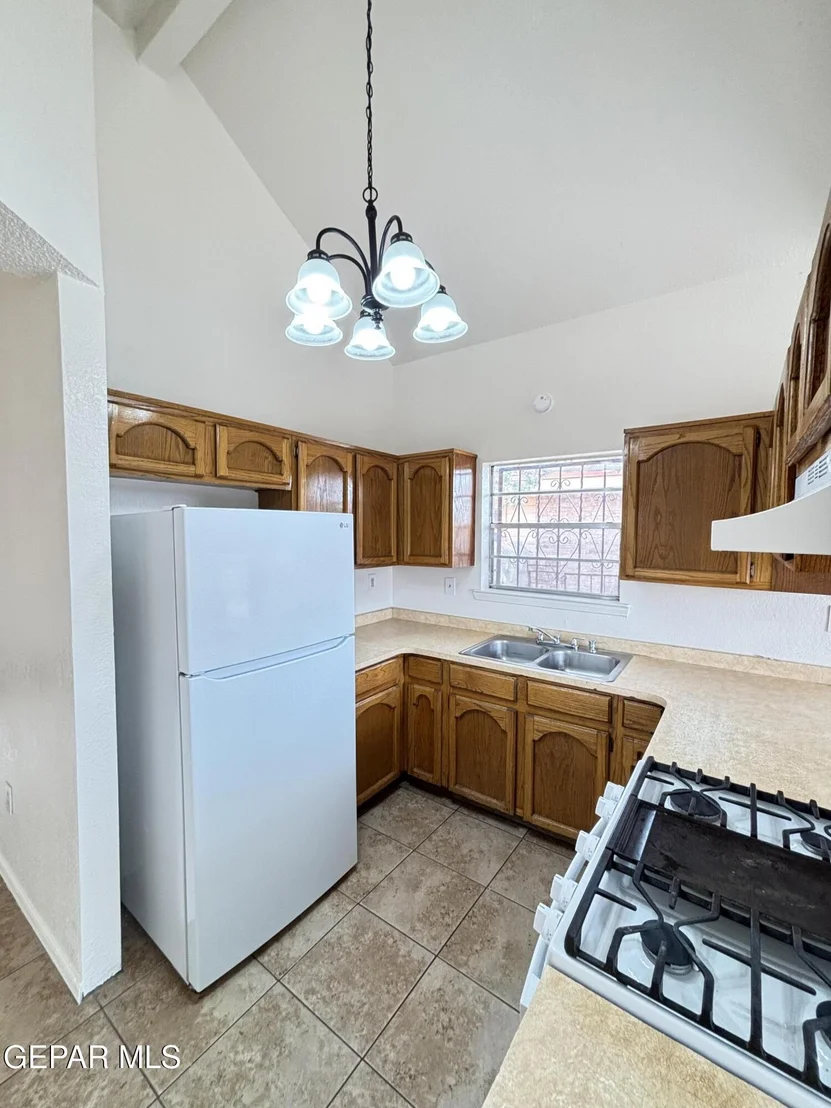 Photo of 9321 CHANTILLY Drive