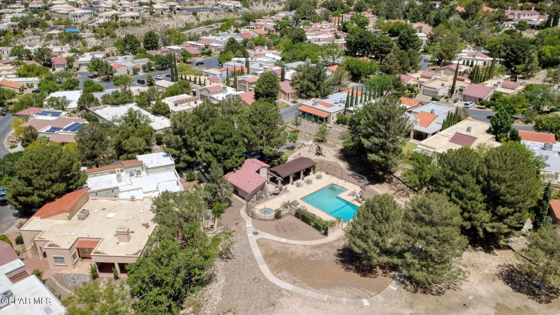 Photo of 1057 LOS JARDINES Circle