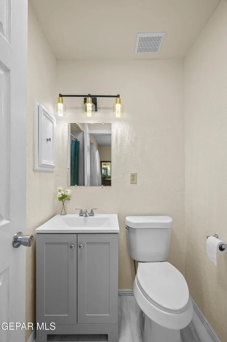 Photo of 10109 WOLVERINE Drive