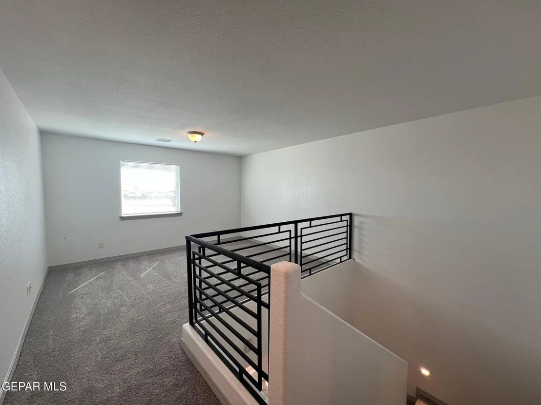 Photo of 3840 Bubble Place
