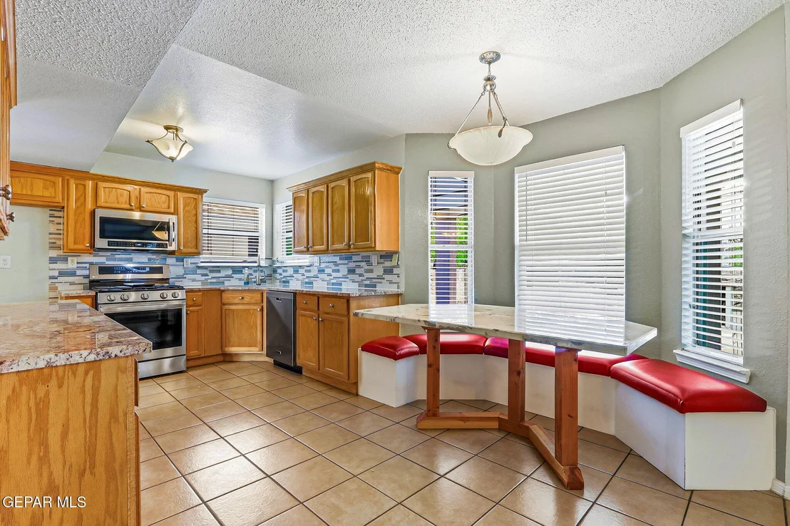 Photo of 6313 FRANKLIN RIDGE Drive