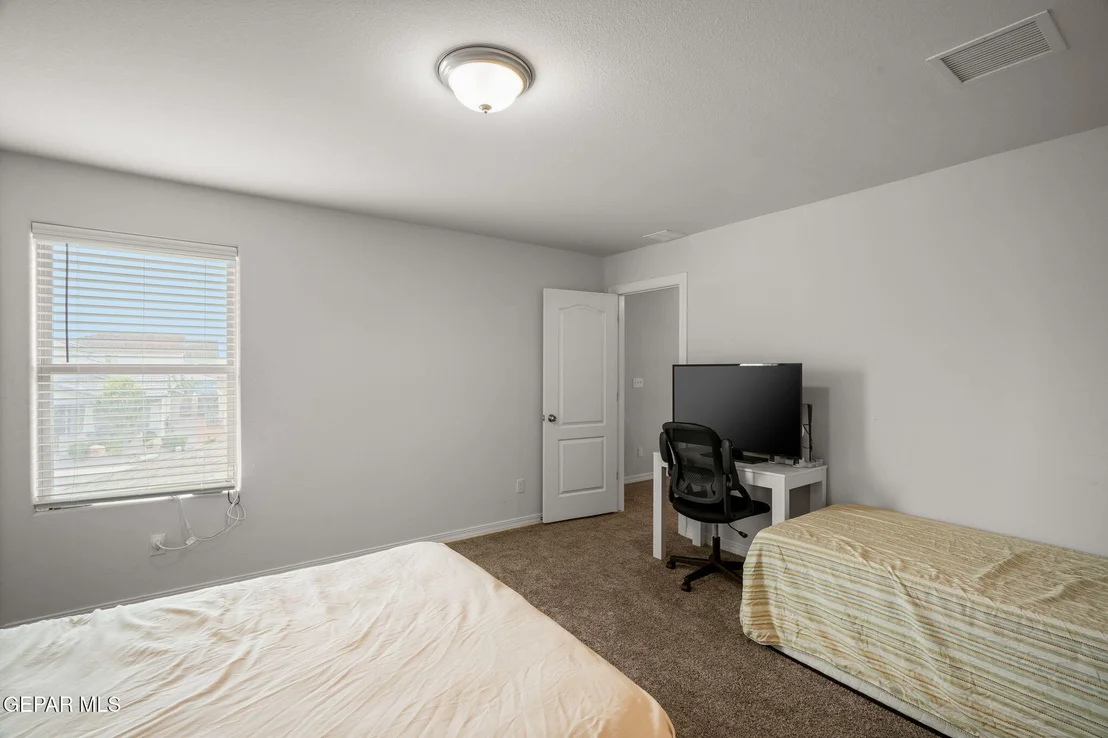 Photo of 5464 Stonehill Drive