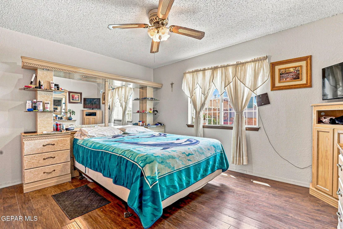Photo of 11728 JOHN POLLEY Circle