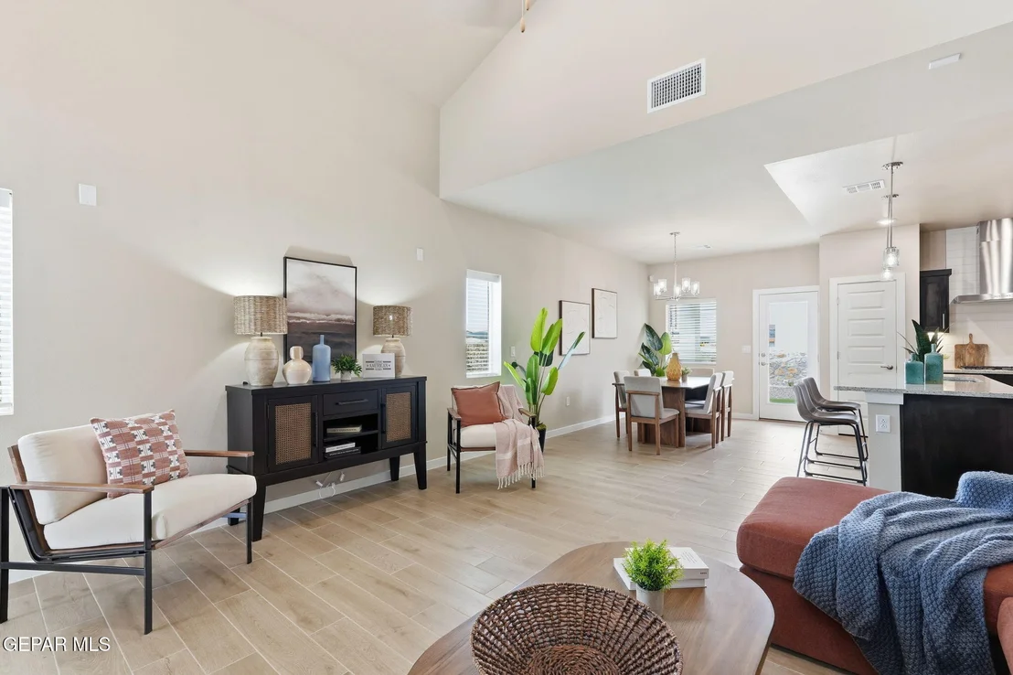Photo of 11845 Travesia Place