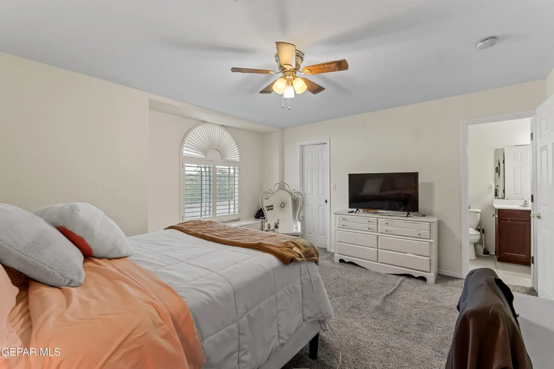Photo of 11221 Northview Drive