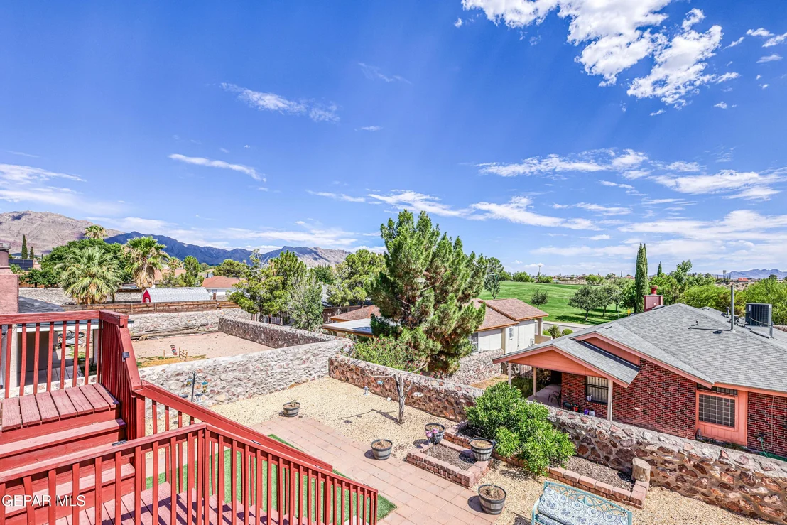 Photo of 7108 CANYON RUN Drive
