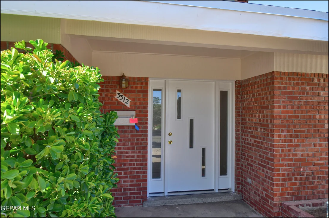 Photo of 3312 DIAMOND Drive