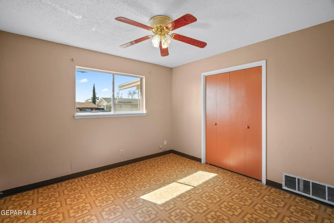 Photo of 4701 HARCOURT Drive