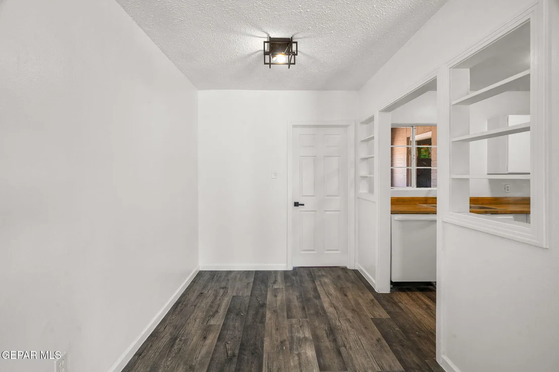 Photo of 7609 VERONA Circle