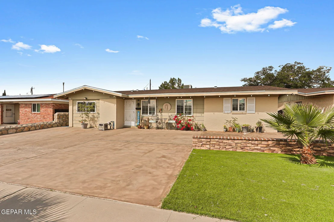 Photo of 5833 Pickerel Drive