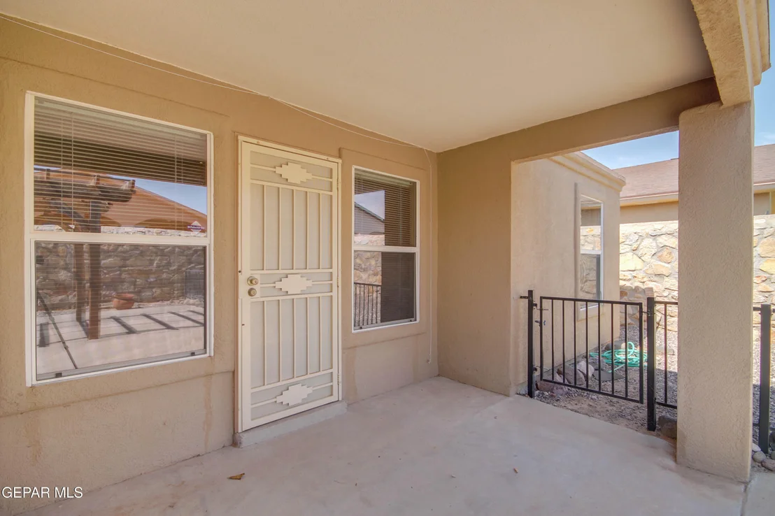 Photo of 14353 SPANISH POINT Drive