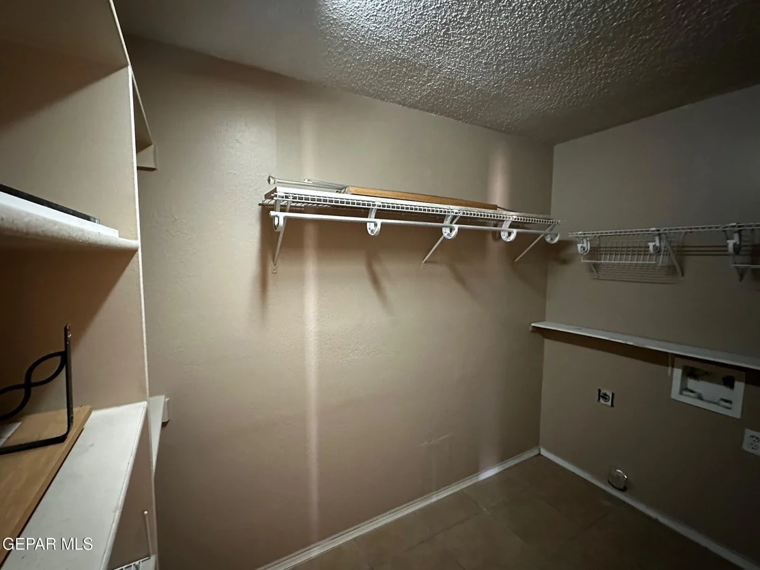 Photo of 8124 BURNHAM Road