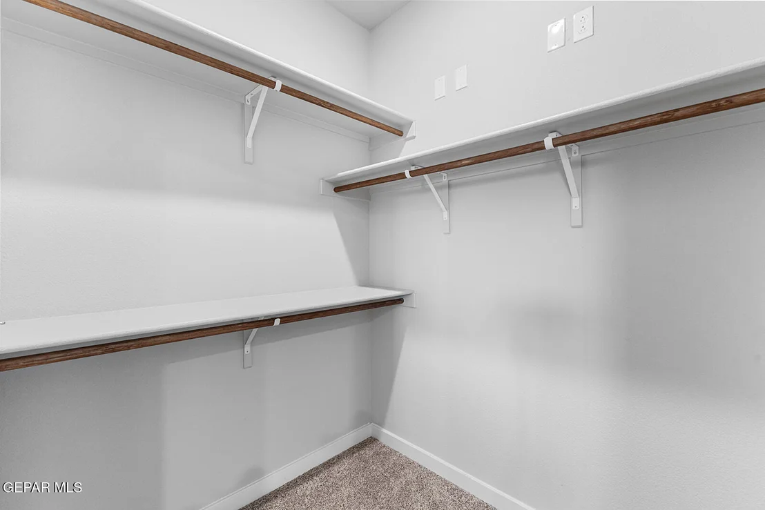 Photo of 937 Nayland Place