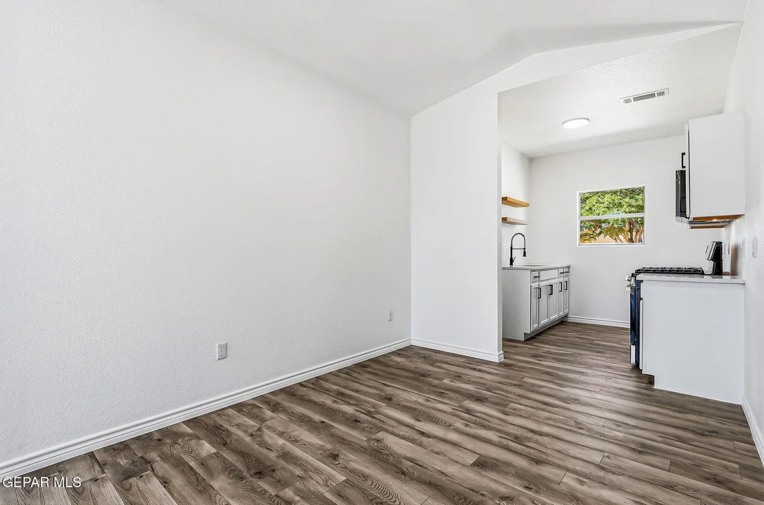 Photo of 14357 Venecia Drive