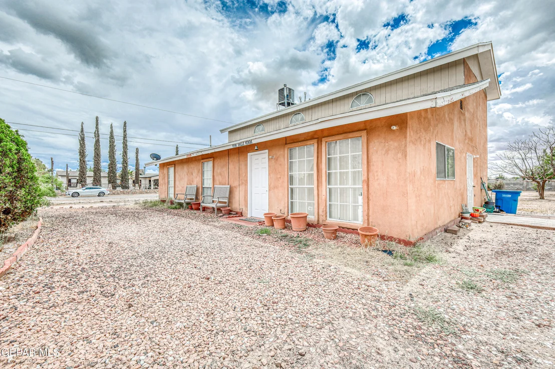 Photo of 11581 Valle Verde Road