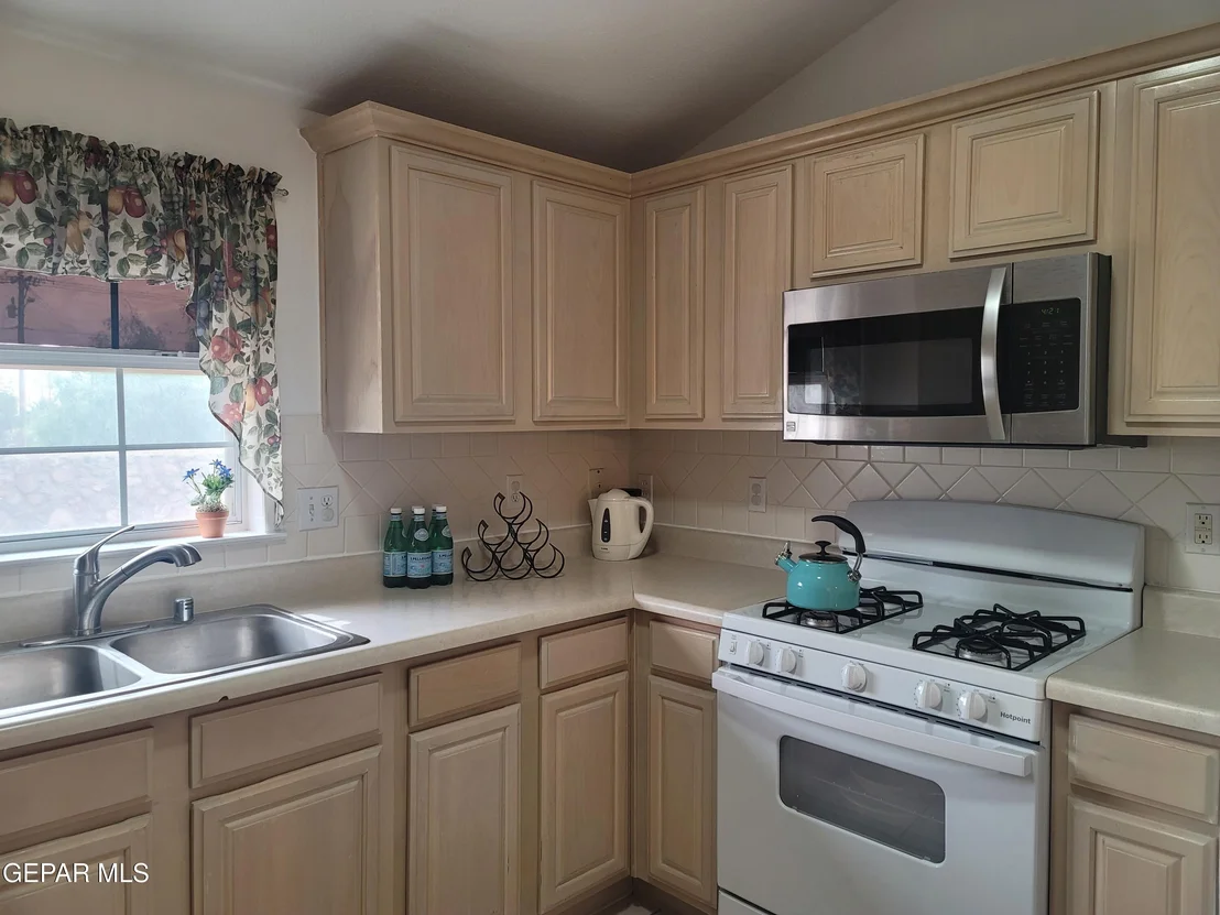 Photo of 1305 TRAIL RIDGE Drive