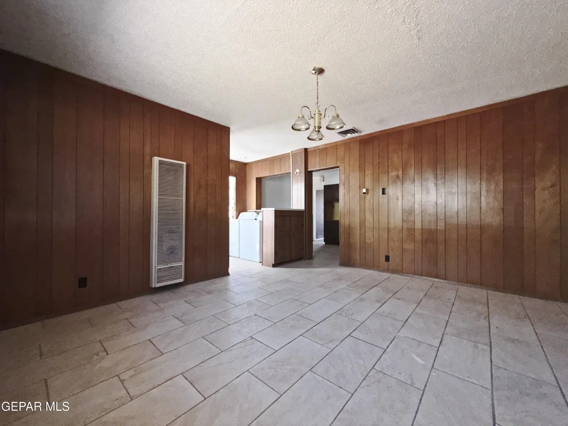 Photo of 816 CARDON Street