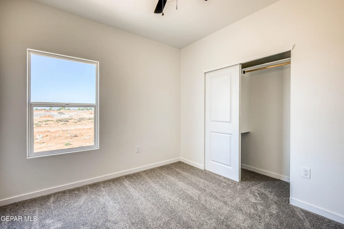 Photo of 15554 MECHEM Street