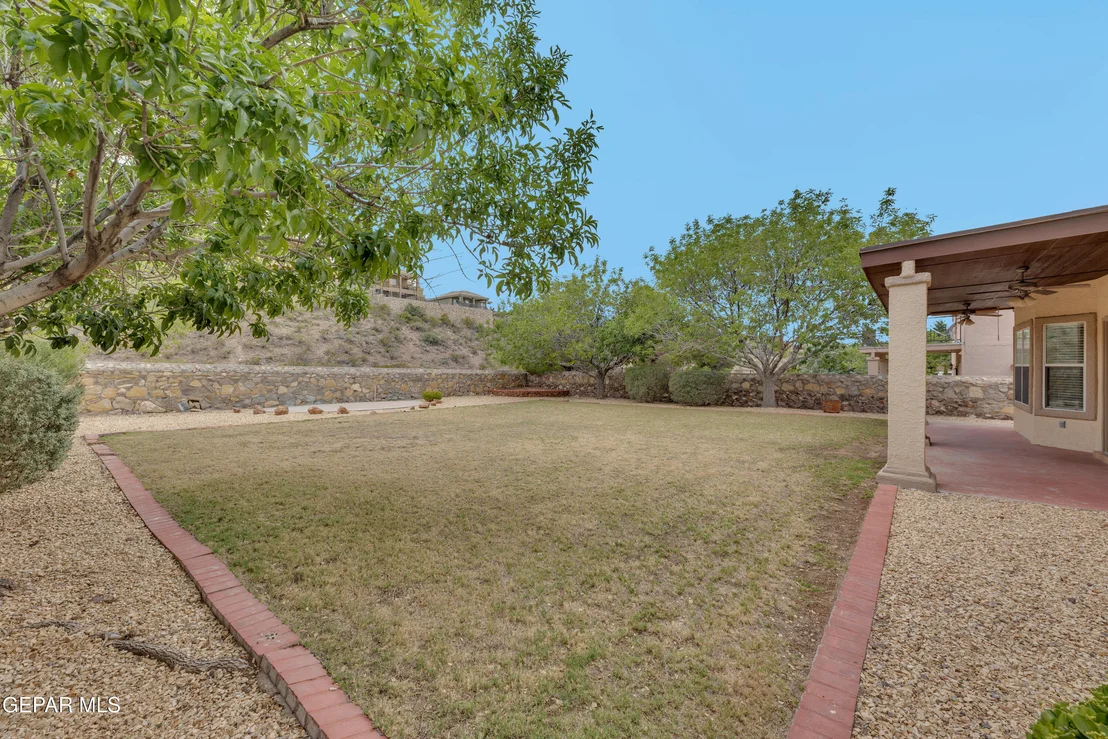 Photo of 6358 FRANKLIN VIEW Drive