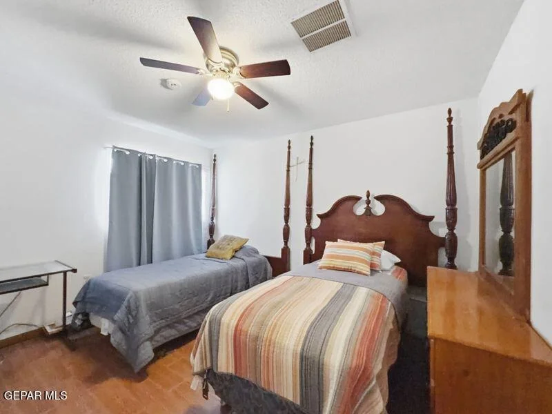 Photo of 445 Suzi Way