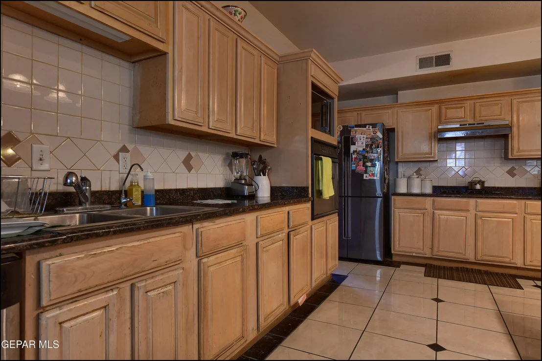 Photo of 7433 EMMETT LARKIN Place