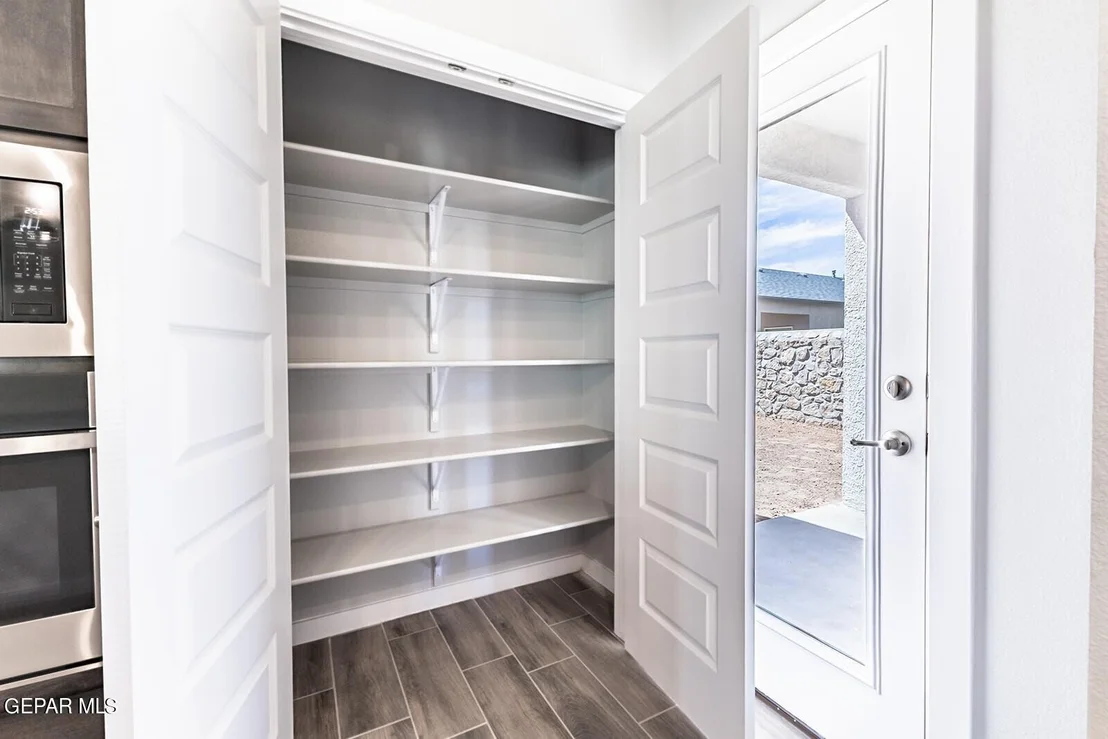 Photo of 15232 Concentrate Avenue
