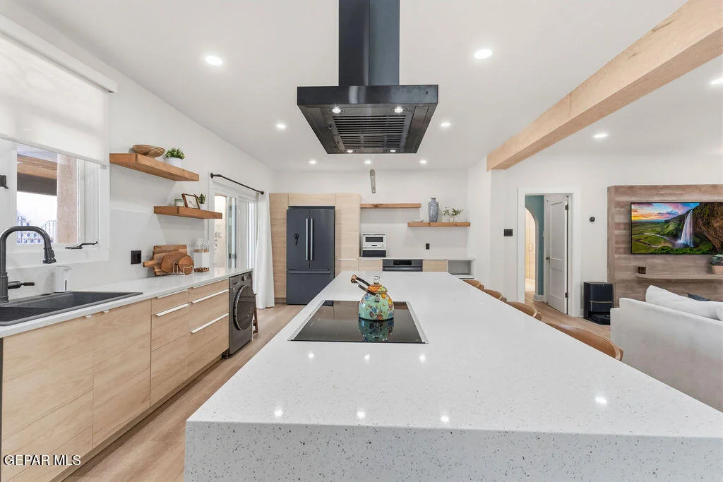 Photo of 300 ROSEMONT Drive