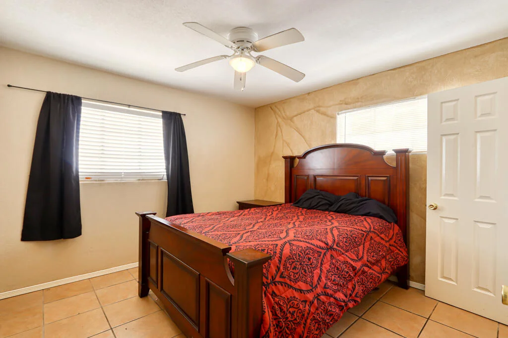 Photo of 965 BENNETT Place