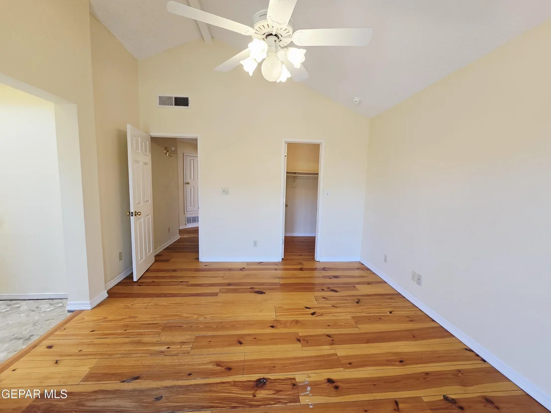 Photo of 8612 Centennial Drive