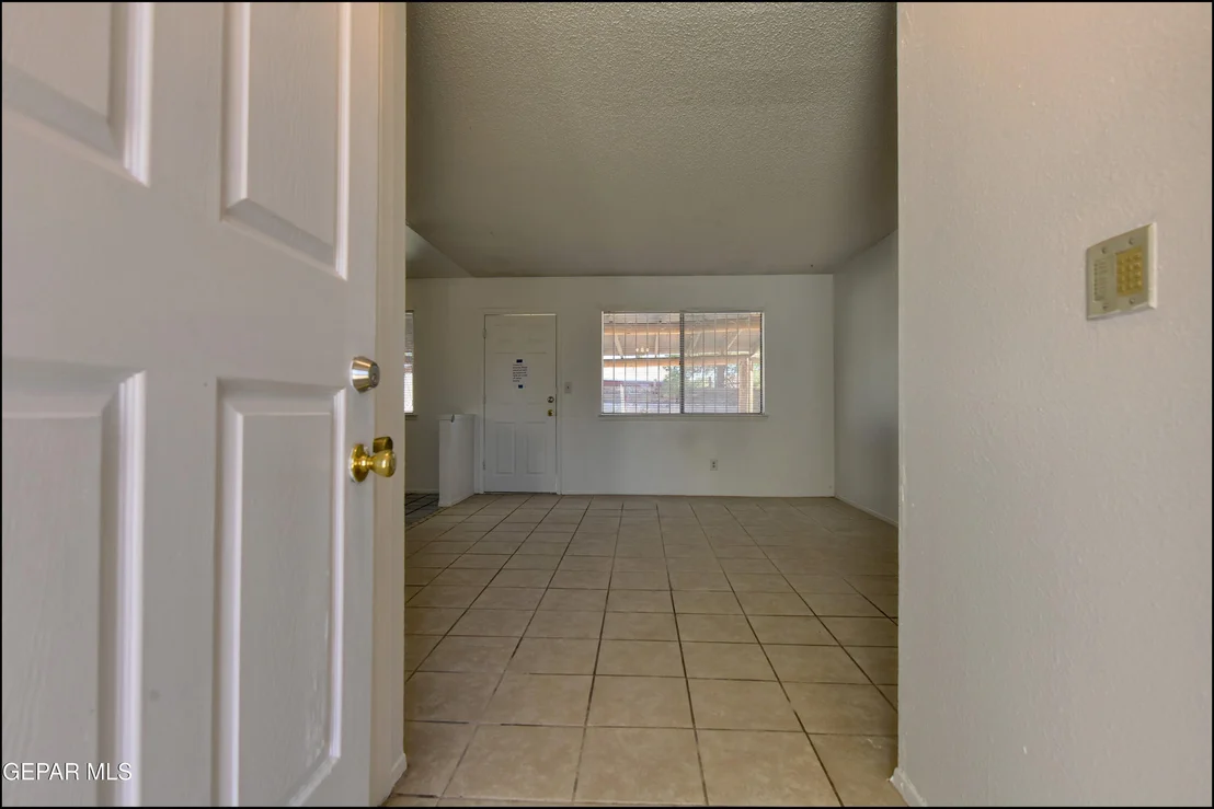 Photo of 1612 JAMES CHISUM Drive