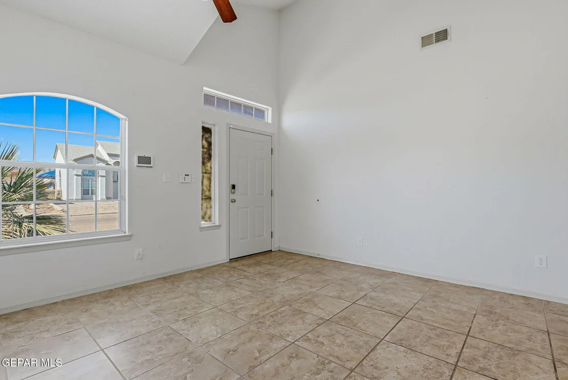 Photo of 10794 AARON Street