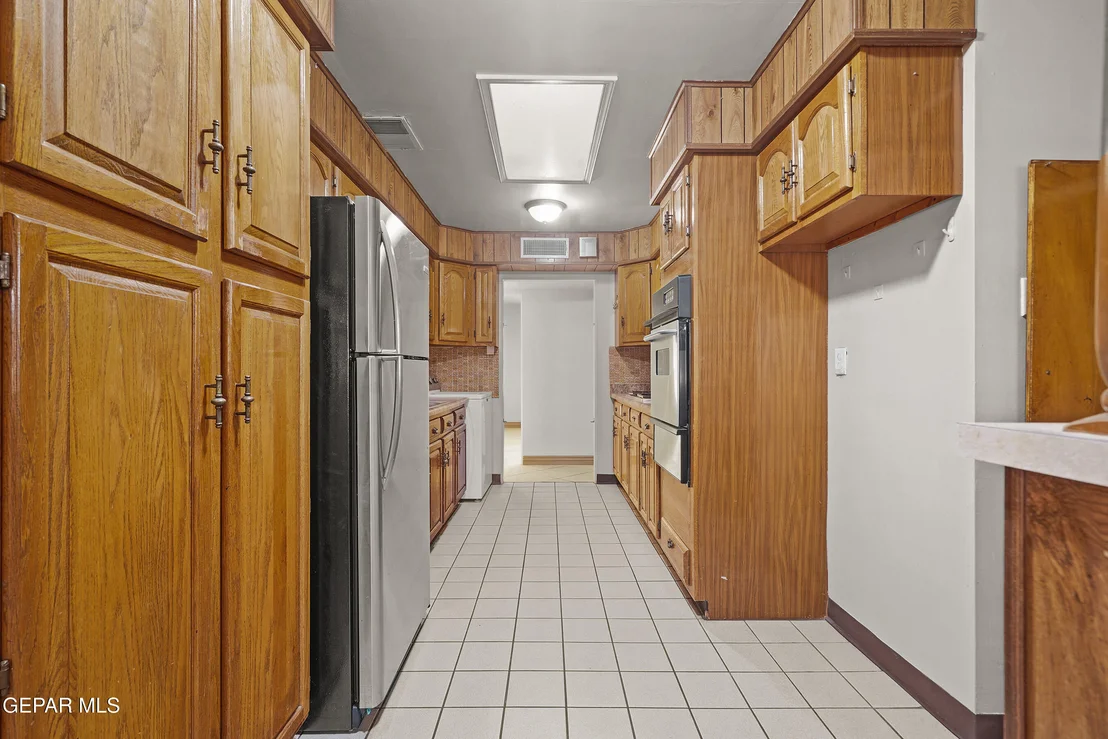 Photo of 904 Apple Lane