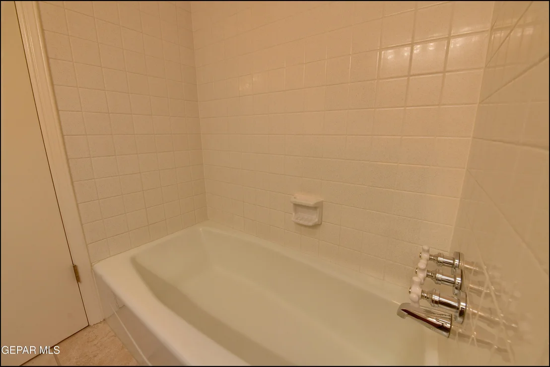 Photo of 4635 R L SHOEMAKER Drive